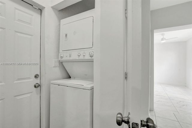 2701 NW 18th Ter A, Oakland Park, FL 33311