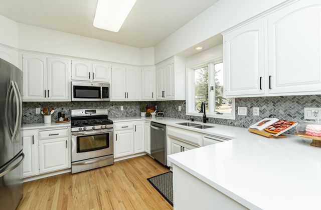 2945 Stonegate Court SW, Rochester, MN 55902