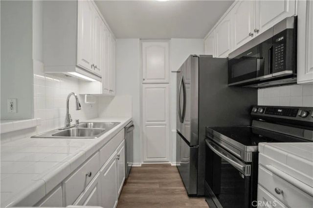 7740 Redlands M1081, Playa Del Rey, CA 90293