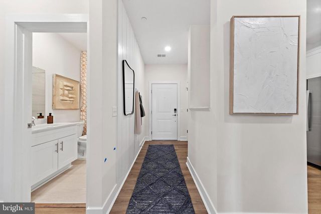 2208 PRINCE HALL, Pennington, NJ 08534