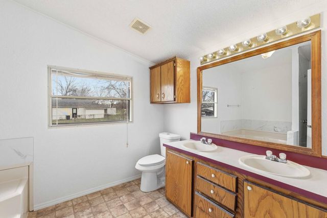608 4th St Blanket, Early, TX 76432