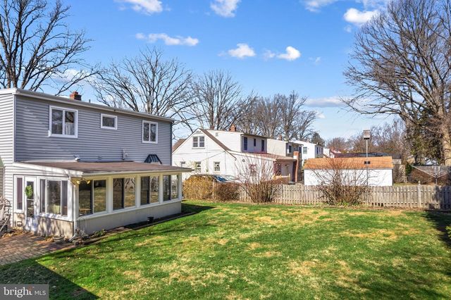 528 THOMAS AVE, Barrington, NJ 08007