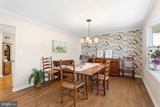 528 THOMAS AVE, Barrington, NJ 08007