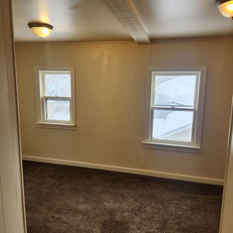 719 Grand Avenue, Loves Park, IL 61111