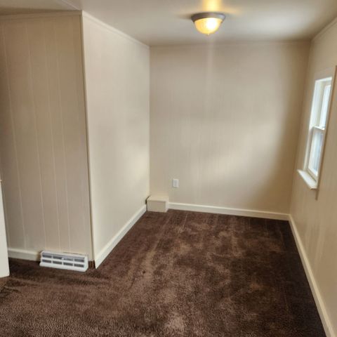 719 Grand Avenue, Loves Park, IL 61111