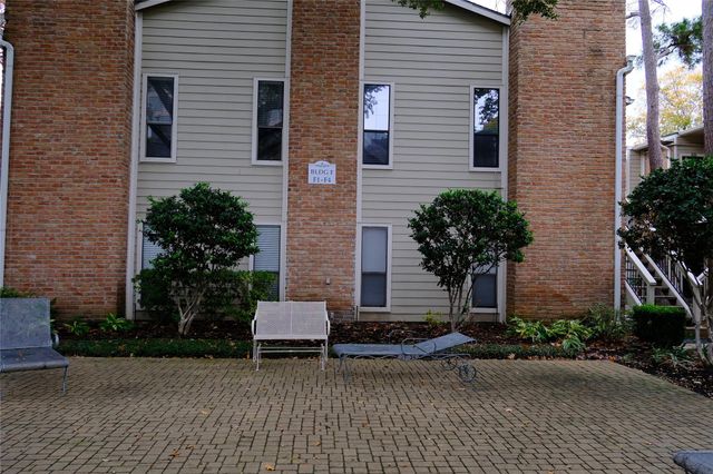 2001 Bering Drive 2F, Houston, TX 77057