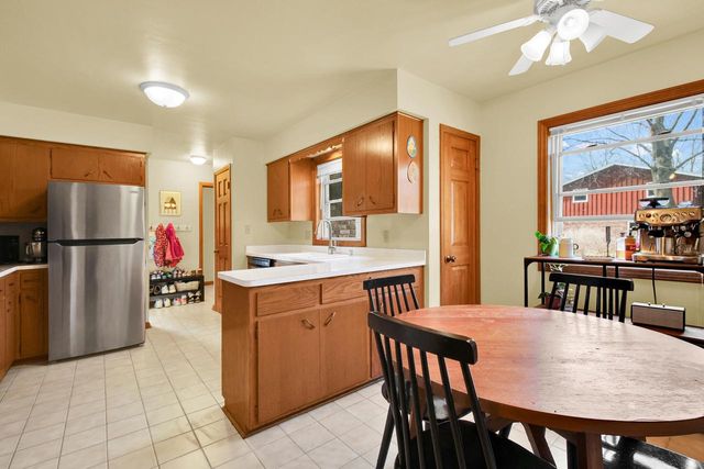 W64N353 Madison AVENUE, Cedarburg, WI 53012