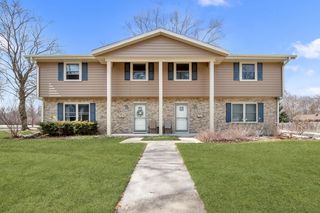W64N353 Madison AVENUE, Cedarburg, WI 53012