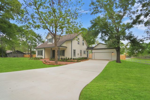 502 Louisa Street, Montgomery, TX 77356