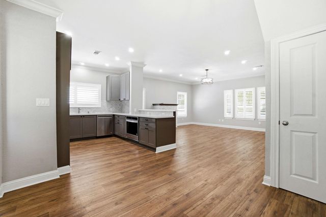 502 Louisa Street, Montgomery, TX 77356