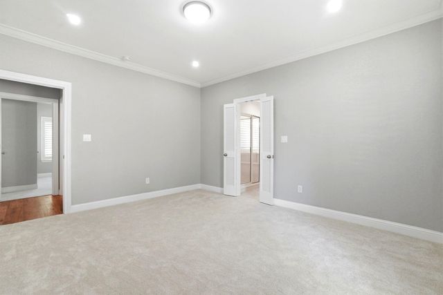 502 Louisa Street, Montgomery, TX 77356