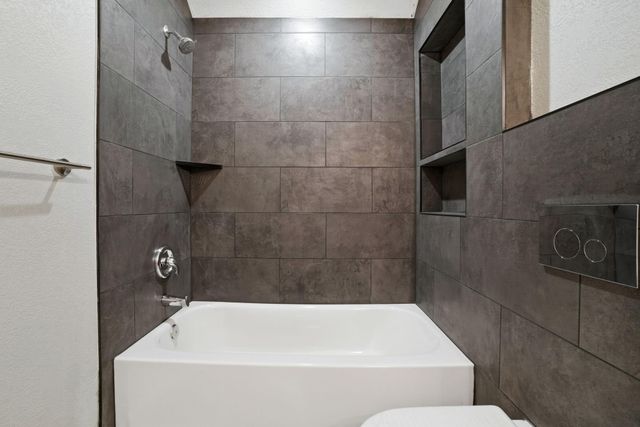 502 Louisa Street, Montgomery, TX 77356