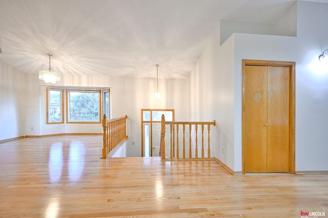 5301 Elk Ridge Road, Lincoln, NE 68516