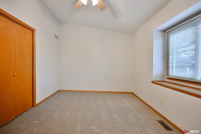 5301 Elk Ridge Road, Lincoln, NE 68516