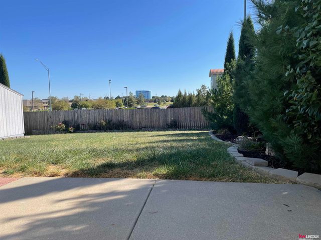 5301 Elk Ridge Road, Lincoln, NE 68516