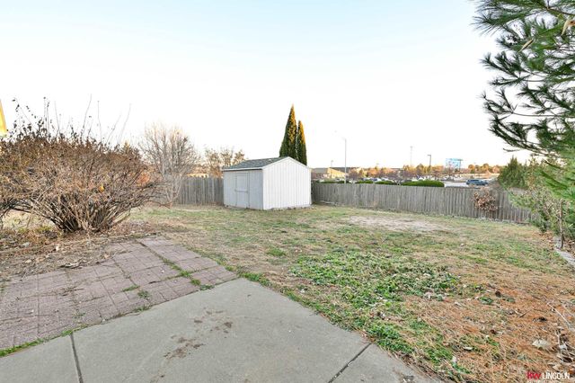 5301 Elk Ridge Road, Lincoln, NE 68516