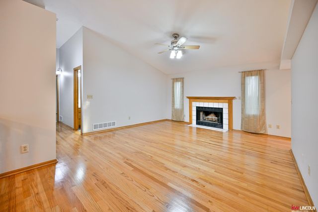 5301 Elk Ridge Road, Lincoln, NE 68516