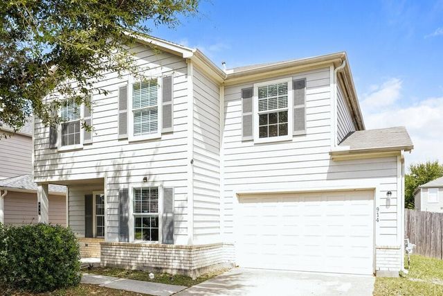 914 Eagles Glide Drive, Houston, TX 77090