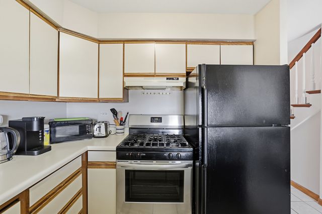 466 Nicole Drive 1C, Bartlett, IL 60103