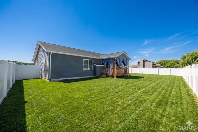 407 Sammy Lane, Caseyville, IL 62232