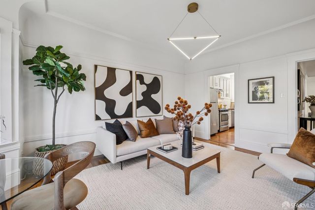 677 Castro Street 3, San Francisco, CA 94114