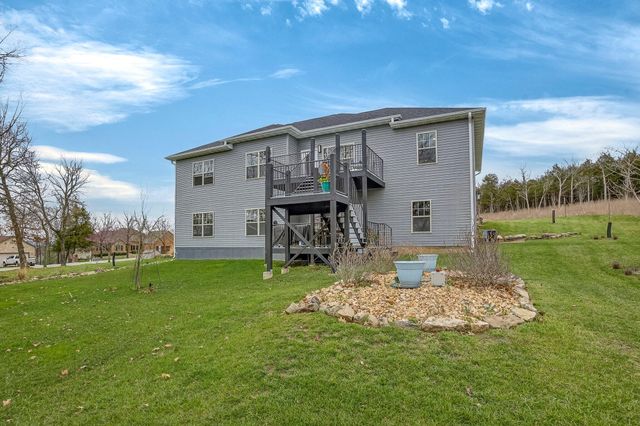 35 Silver Sunset Lane, Kimberling City, MO 65686