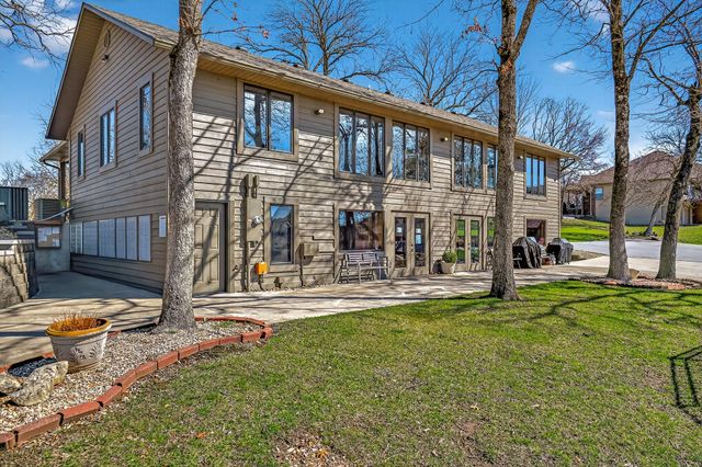 35 Silver Sunset Lane, Kimberling City, MO 65686