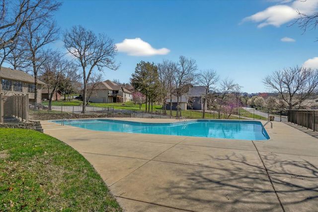 35 Silver Sunset Lane, Kimberling City, MO 65686