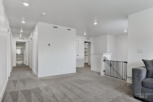 11390 Aspen Hill Dr, Caldwell, ID 83605