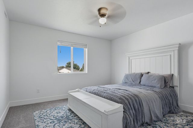11390 Aspen Hill Dr, Caldwell, ID 83605
