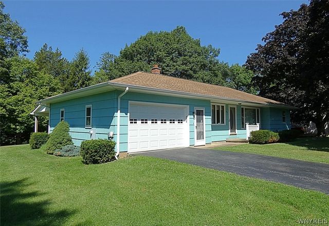 1976 Creekside Drive, Newfane, NY 14028