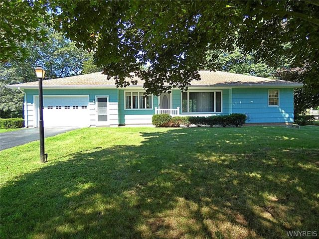 1976 Creekside Drive, Newfane, NY 14028