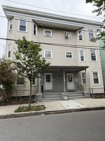13 Lynn Street 1, Chelsea, MA 02150