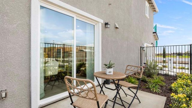 3361 Starburst Way, Sacramento, CA 95834