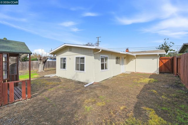2831 Richard Ave, Concord, CA 94520