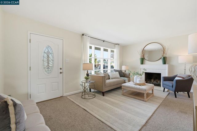 2831 Richard Ave, Concord, CA 94520