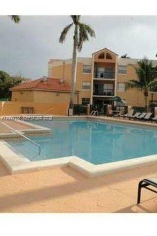 6284 NW 186th St 215, Hialeah, FL 33015