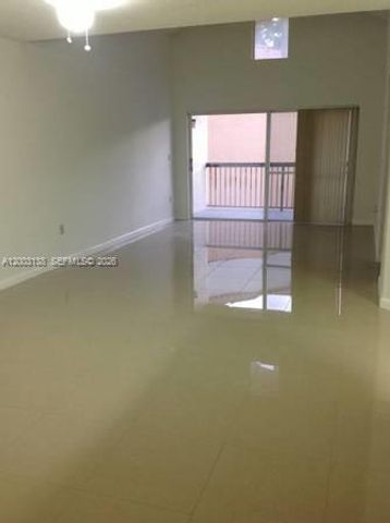 6284 NW 186th St 215, Hialeah, FL 33015
