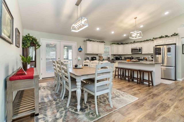 688 Rooks Branch Road, Keavy, KY 40737