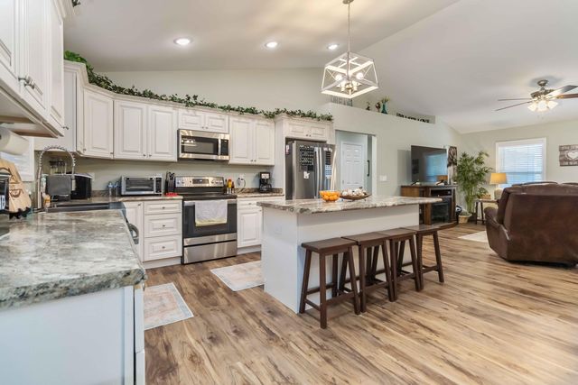 688 Rooks Branch Road, Keavy, KY 40737
