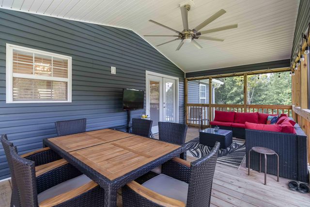 688 Rooks Branch Road, Keavy, KY 40737
