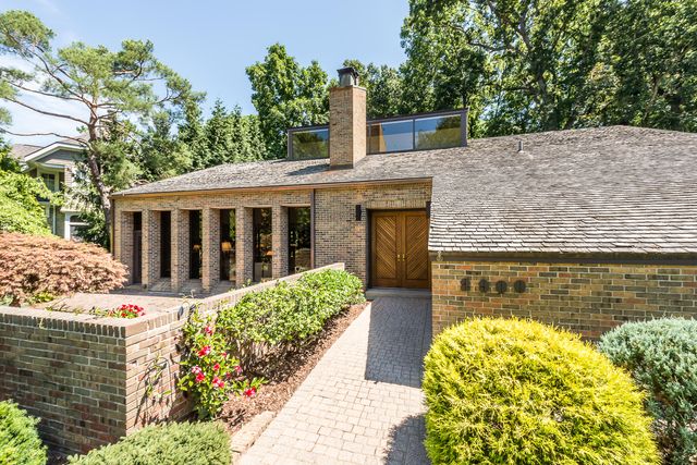 2980 Devonshire Road, Ann Arbor, MI 48104