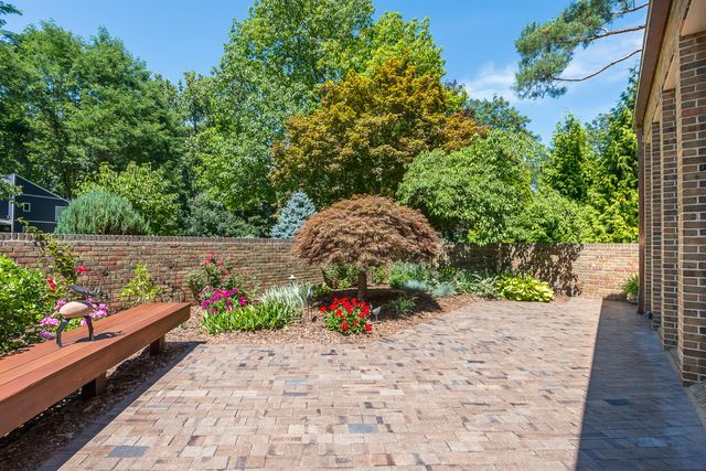 2980 Devonshire Road, Ann Arbor, MI 48104