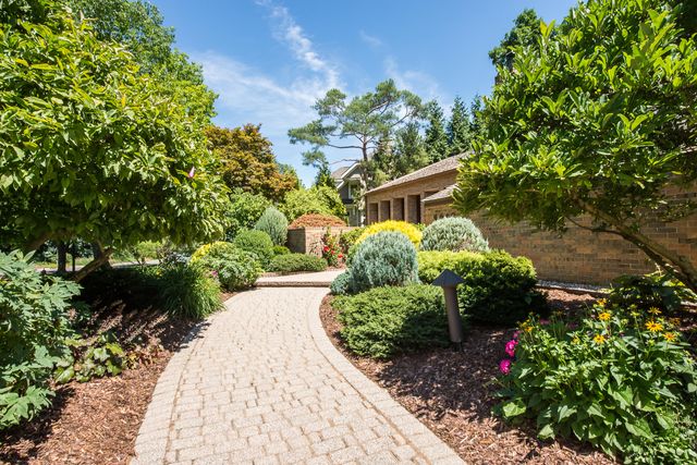 2980 Devonshire Road, Ann Arbor, MI 48104