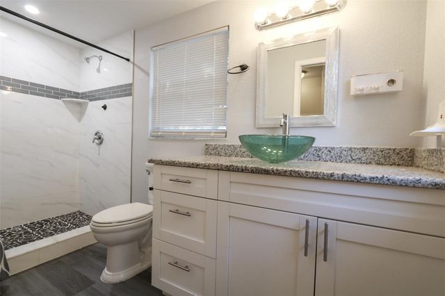 2706 E 99TH AVENUE, Tampa, FL 33612