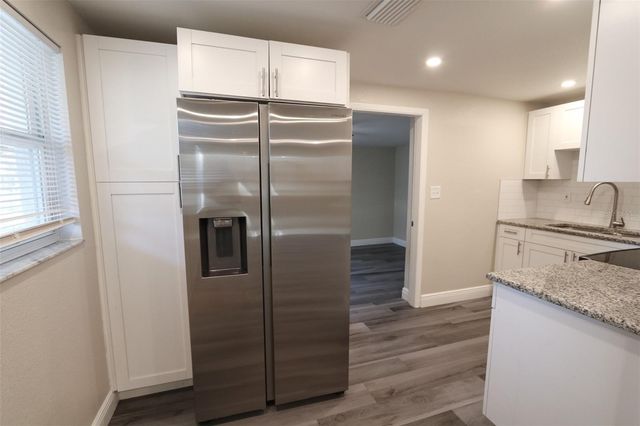 2706 E 99TH AVENUE, Tampa, FL 33612