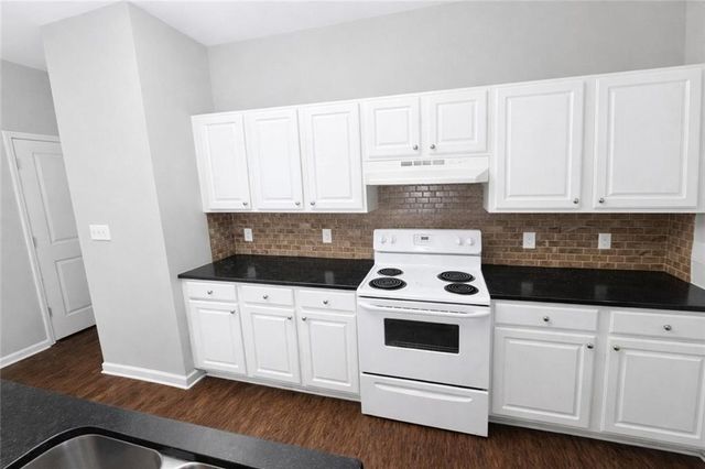 2100 Stonebrook Drive, Austell, GA 30106