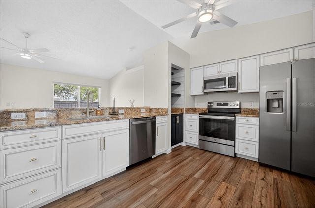 10748 SIENA DR, Clermont, FL 34711