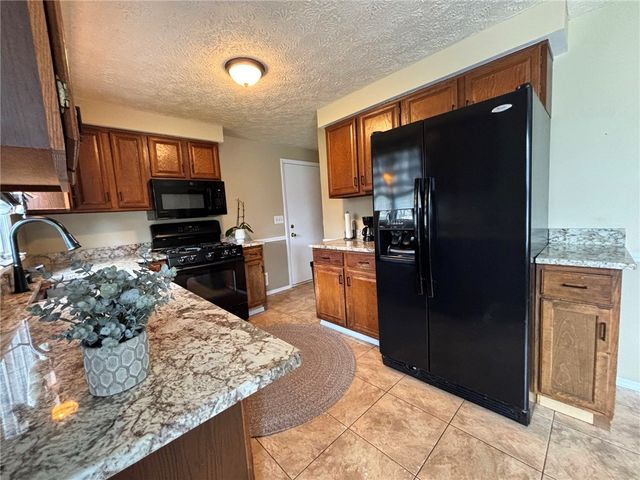 78 Bru Mar Drive, Gates, NY 14606