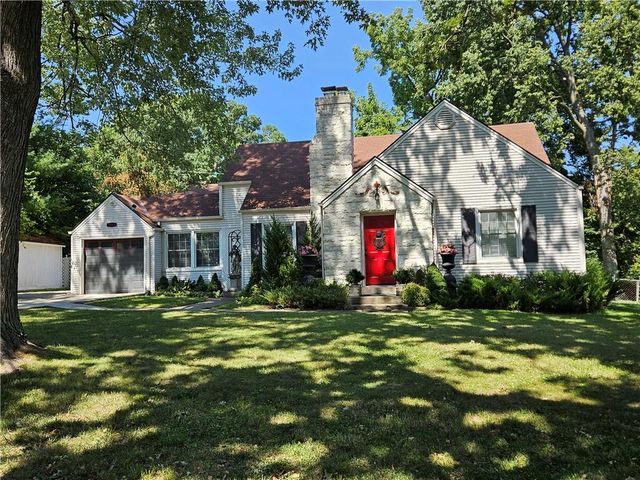 3753 N Grand Avenue, Kansas City, MO 64116